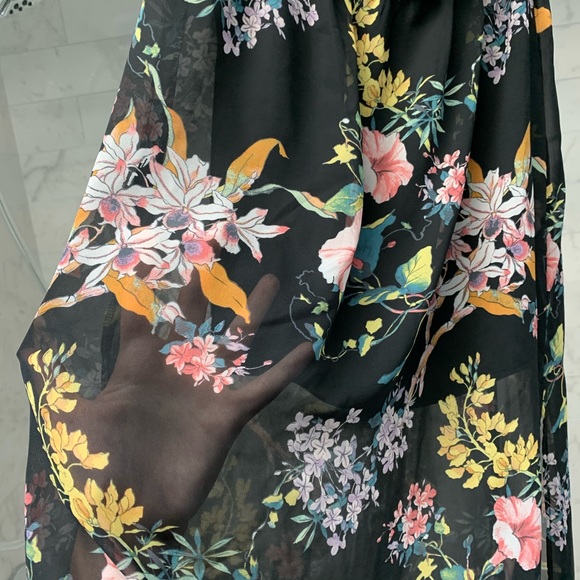 Size 4 Floral Sheer Skirt Maxi Mini Style - Picture 4 of 7